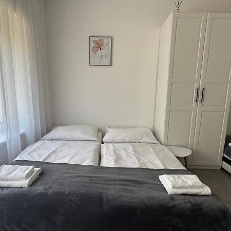 Rezidence Kbely - Free Parking Apartman Prága Kültér fotó