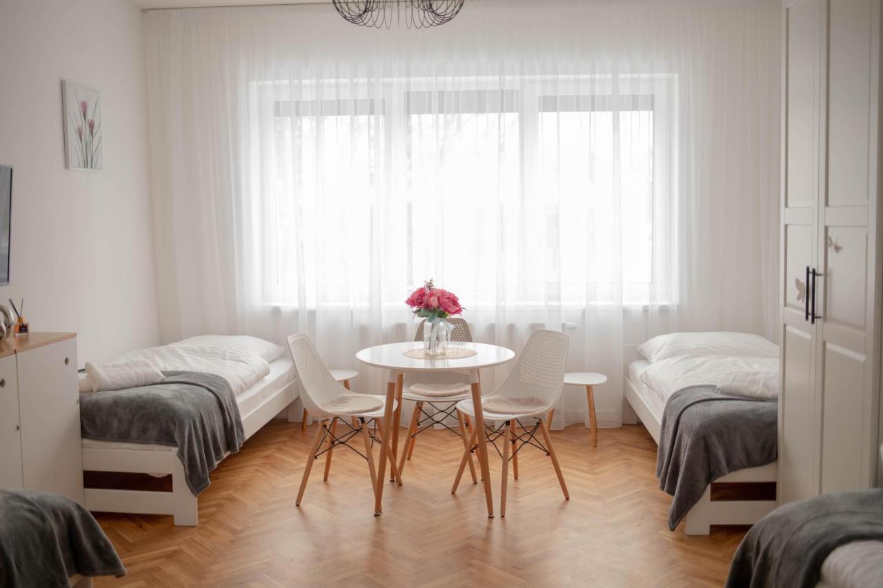Rezidence Kbely - Free Parking Apartman Prága Kültér fotó