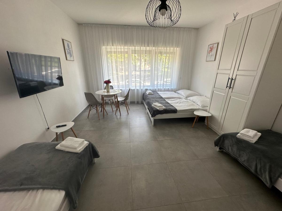 Rezidence Kbely - Free Parking Apartman Prága Kültér fotó