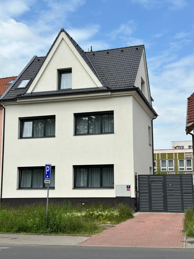 Rezidence Kbely - Free Parking Apartman Prága Kültér fotó