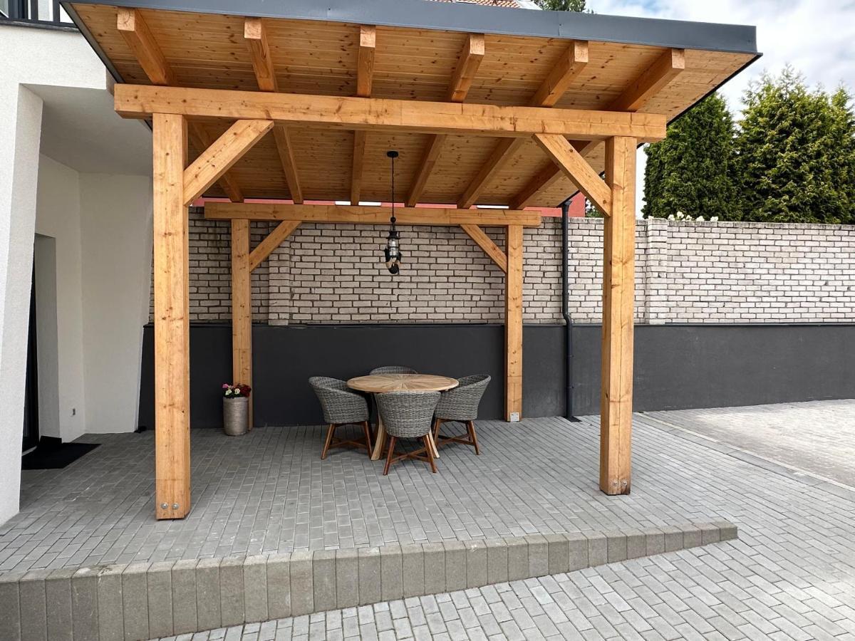 Rezidence Kbely - Free Parking Apartman Prága Kültér fotó