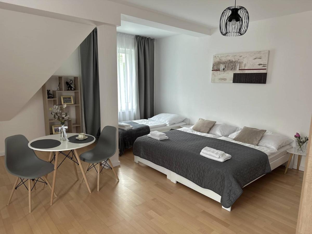 Rezidence Kbely - Free Parking Apartman Prága Kültér fotó